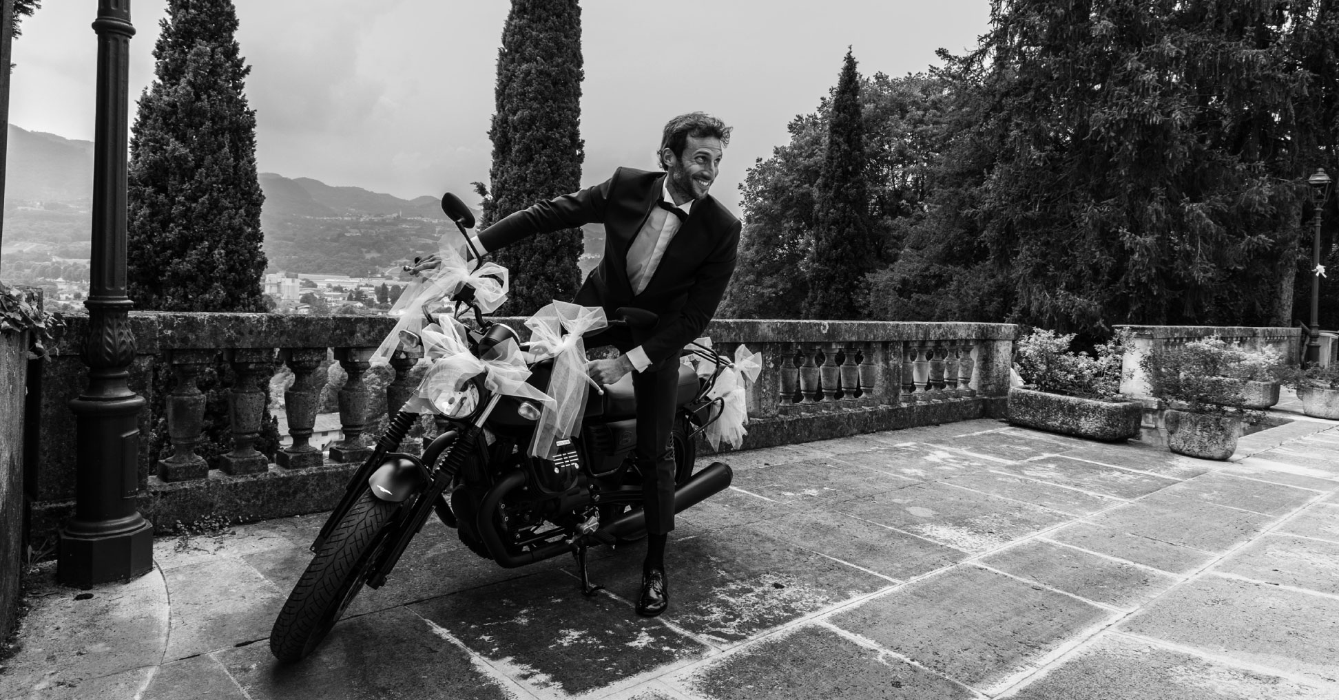 Glint_wedding_carousel_06